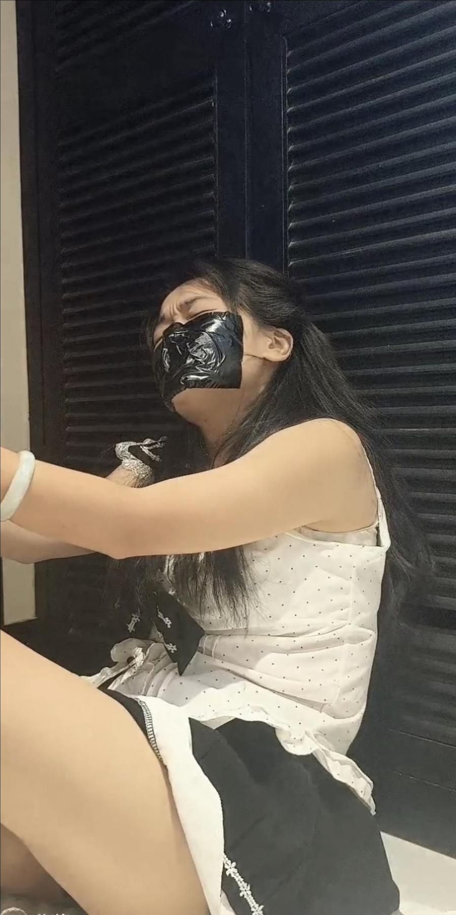 喵酱妹的双层黑胶敷面，直接把妹妹整急眼了-3