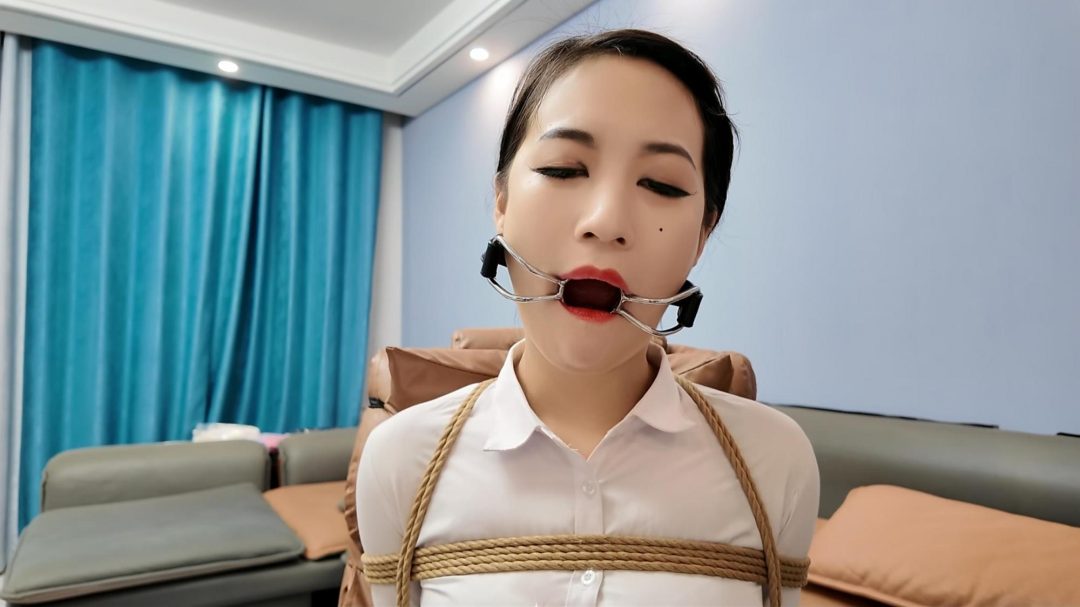 定拍晓倩椅子后手观音捆绑-3