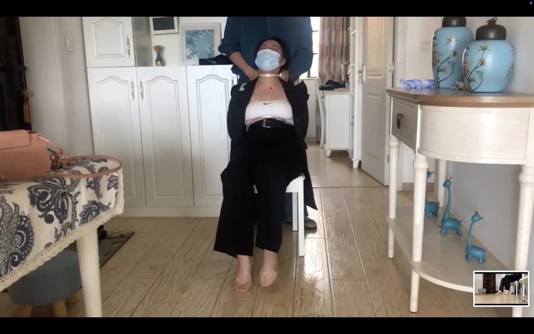 勒捂职业装女生-4