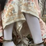 18岁女高的四天镣铐生活（9）戴脚铐远走 驷马铐睡觉