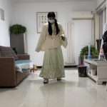 18岁女高的四天镣铐生活（5）戴脚镣从小区走到大街