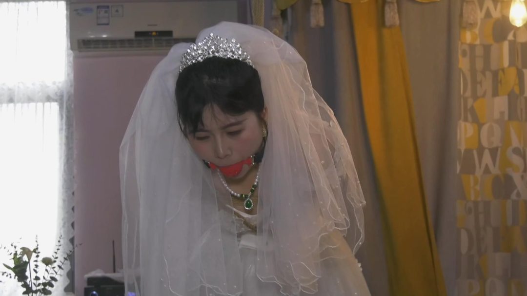 会所里捆绑婚纱女M-6