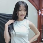【剧情臻品】【枫叶定拍】《消失的她（上）》超新星模特柠琪演技巅峰之一，笼中罚跪可怜楚楚
