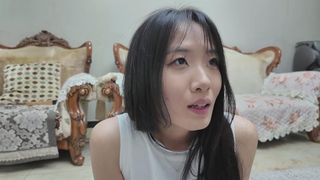 【裸足控狂喜】【枫叶定拍】《消失的她（中）》镣铐游戏是唯一逃离机会？柠琪太适合老虎凳裸足TK了！-5