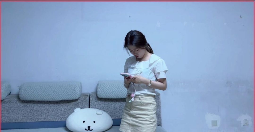 【迷药之都】中集 菜菜 椅子捂晕摸腿 公主抱 捂晕在床-6