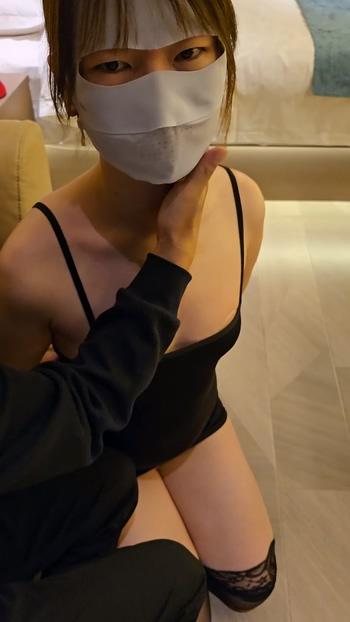 吊带黑丝，超紧直臂紧缚30分钟，绑好以后，手麻的不能动了-4