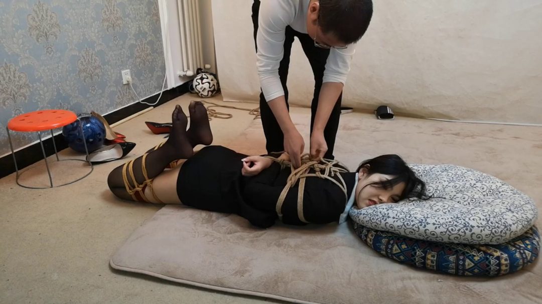 贝伊人 职业装丽人劫难-5