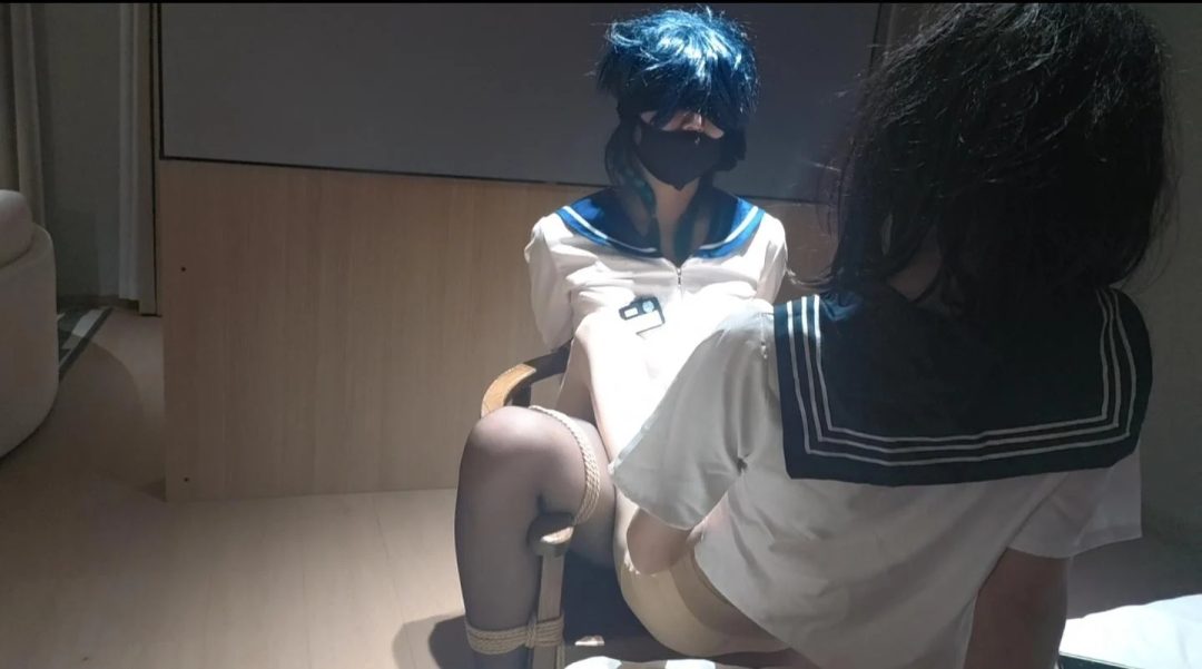 JK学生服橙子被同学玩弄-3