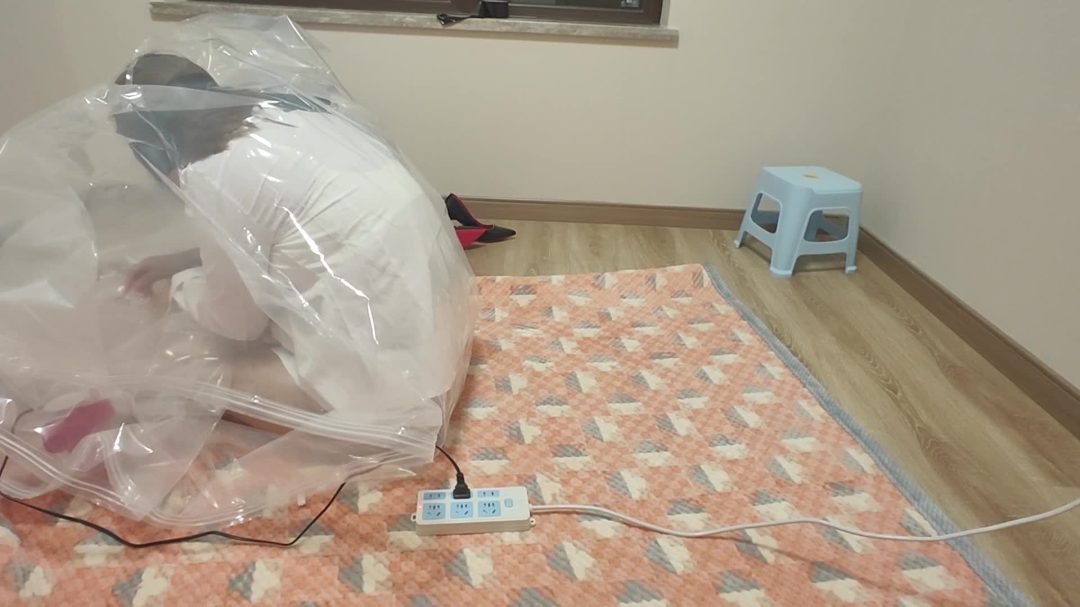 灰丝媳妇真空袋闷绝-5