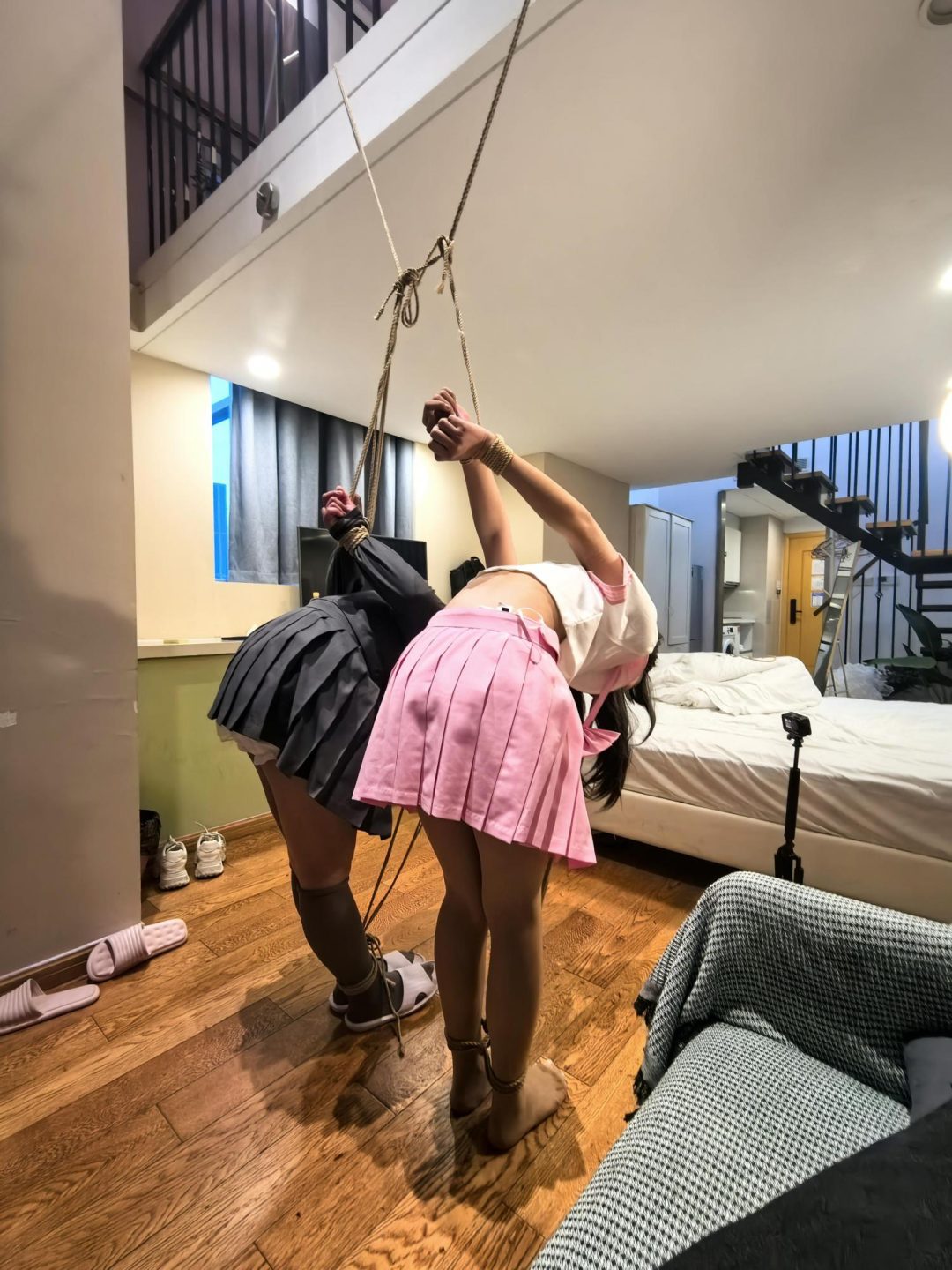 定拍转公映-俩女大学生的自嗨捆绑一小时-7