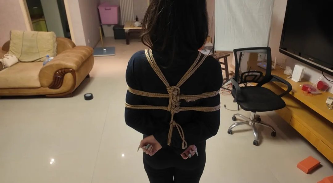 捆绑调教训练 体能测试【白金衣】-3