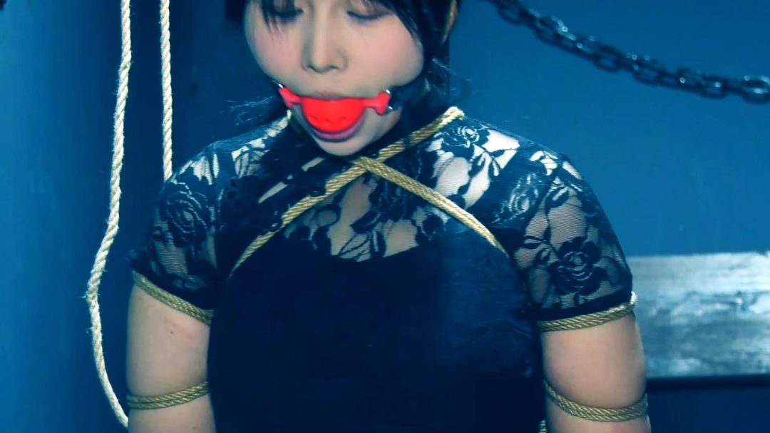 两M体验老虎凳审讯椅-7