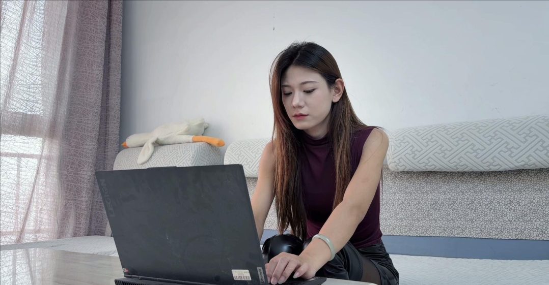 灵儿 胜利女侠身份暴露凌辱惨败 梦川工作室-1