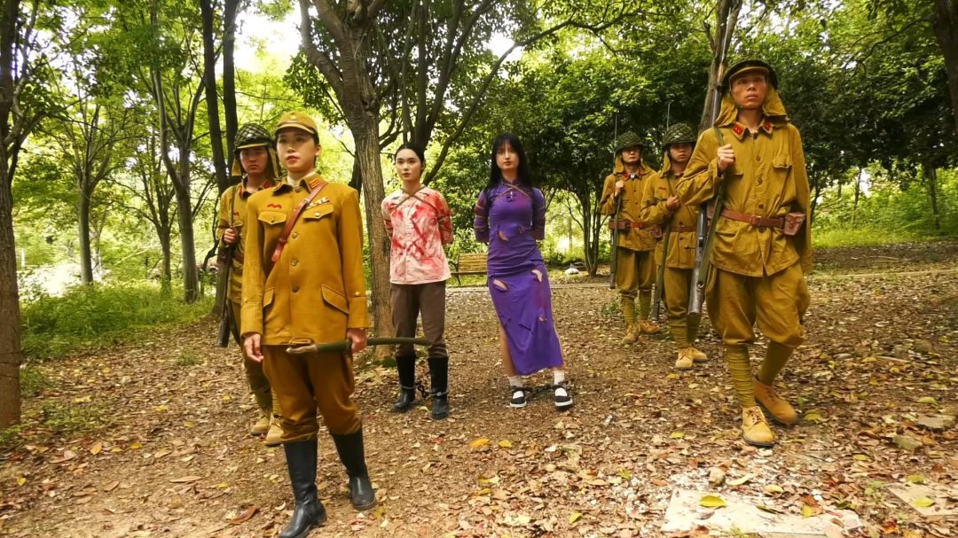 女烈大片~定拍转公映《狱骨双姝》在沦陷区两名地下女同志在秘密接头时被叛徒出卖被捕遭受各种酷刑后英勇就义-9