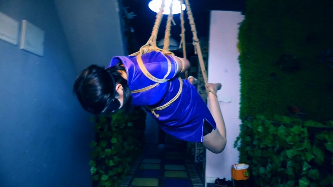 旗袍女M的单腿吊-5