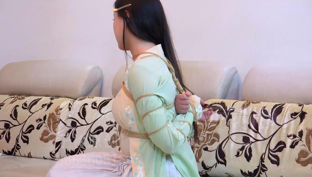 安安小颖 汉服口球猜词游戏-4