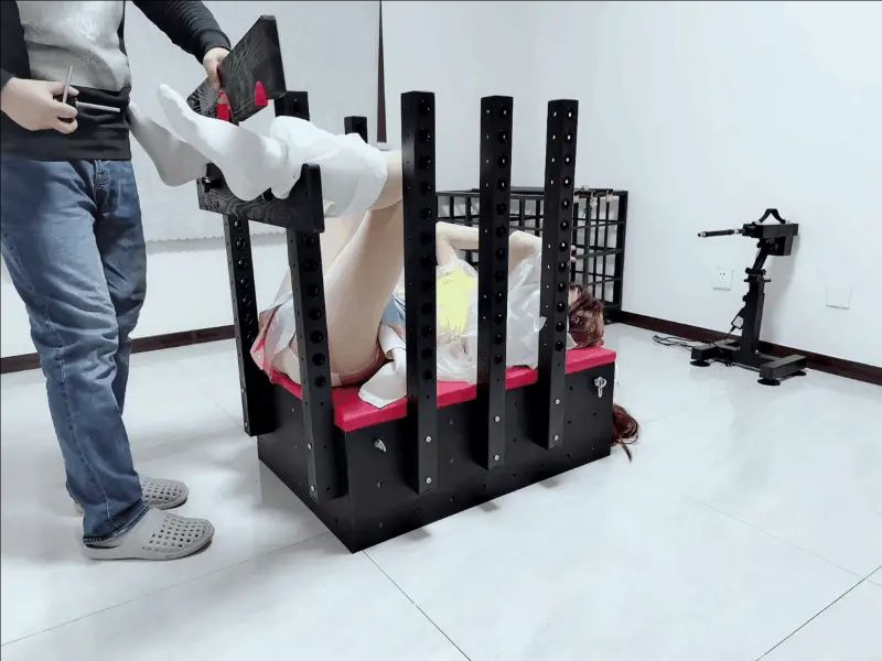 娜可露露，拘束架强制固定，TK调教，皮拍伺候-2