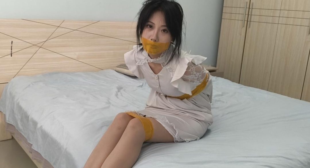 【禾一原创】（绳艺体验访谈2）被绑着堵嘴问各种问题 tk（胶带堵嘴）原味丝袜堵嘴-2