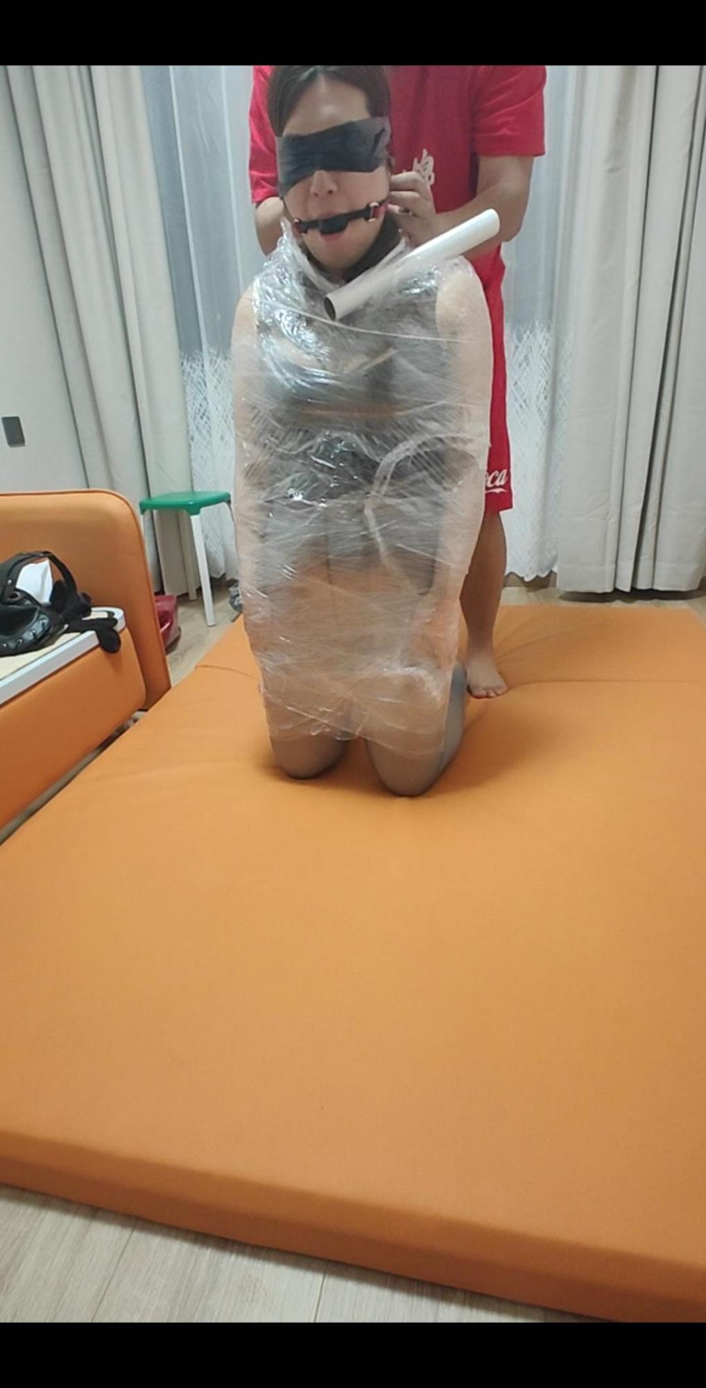 木乃伊保鲜膜窒x调教媳妇，生气抽搐愤怒哭泣-6