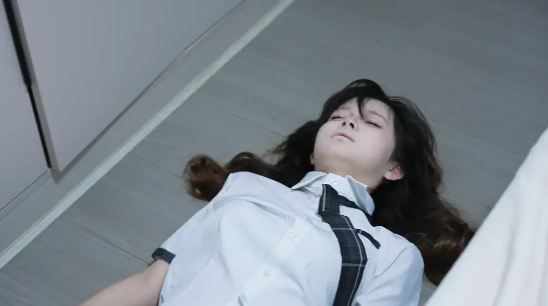 【定拍转公映】绝望的小念-2