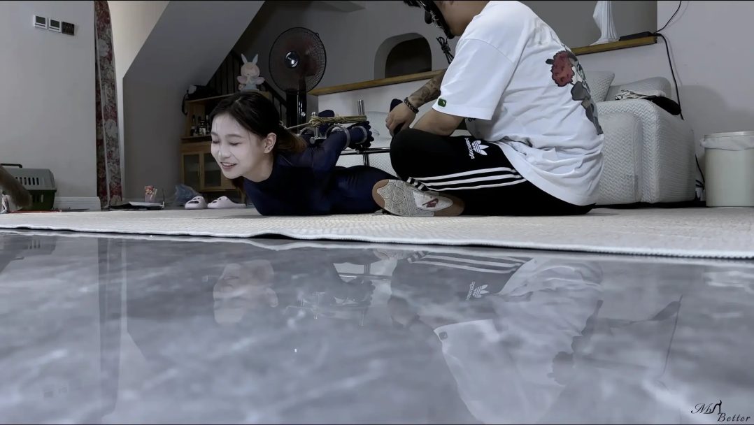 【贝特定拍】倩倩紧身衣驷马架-2