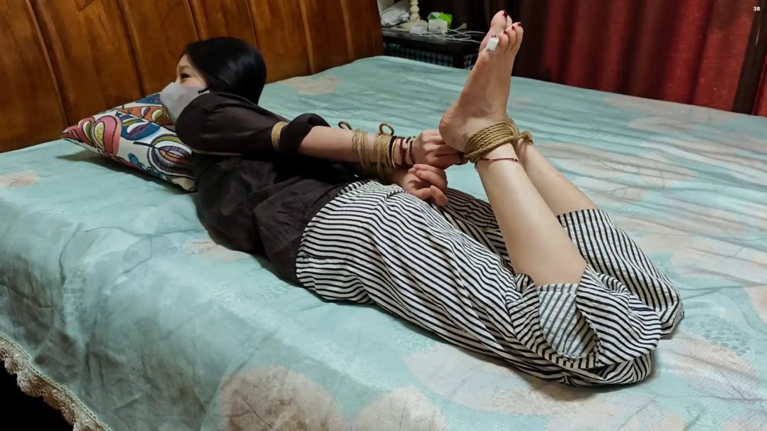 裸足驷马放置挣扎-1