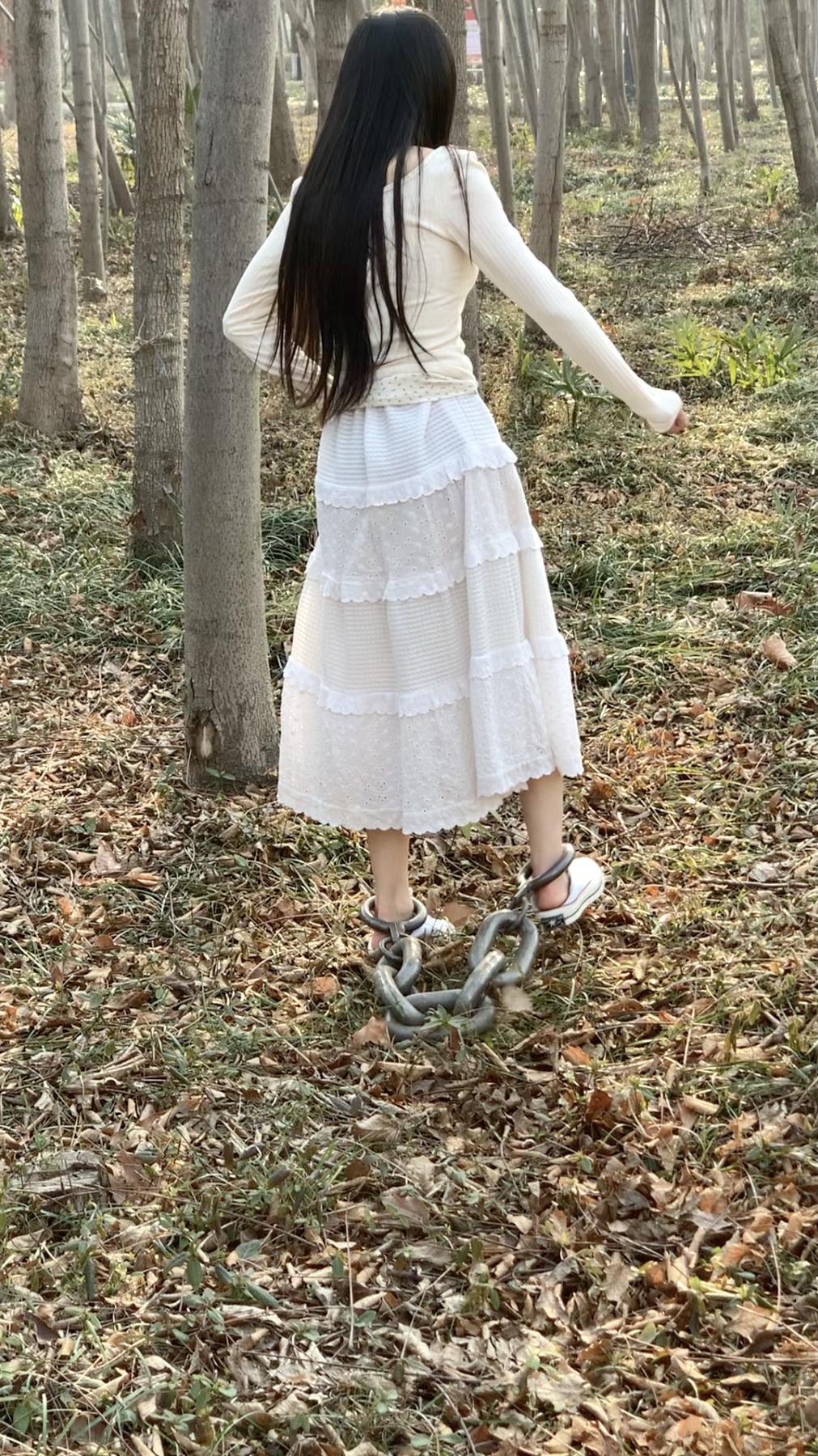 帆布鞋女生22斤脚镣外出（下）完结-5