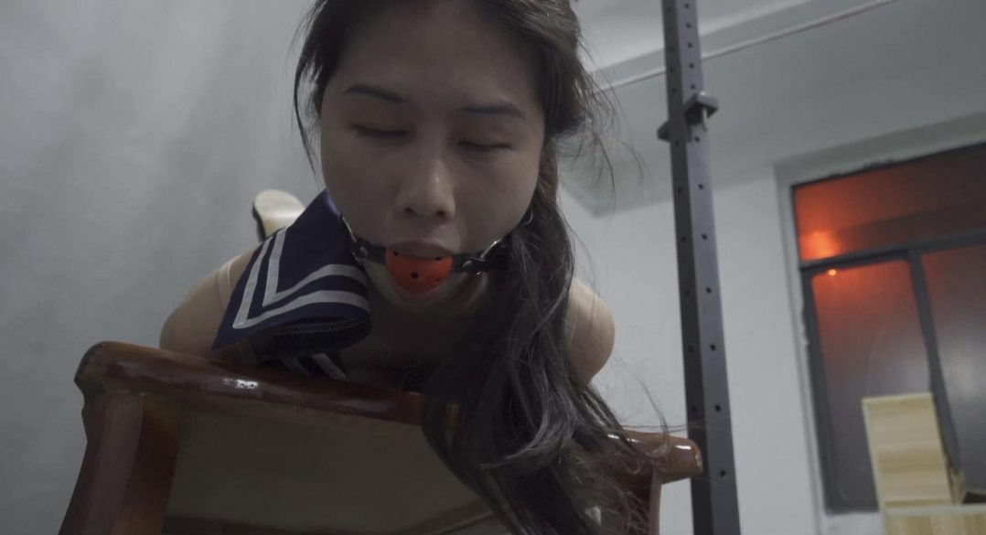 丽丽首次体验驷马-1