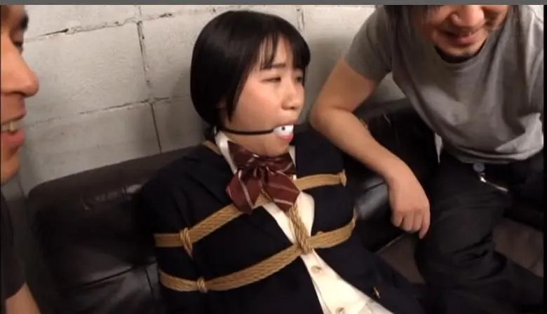 止められない快楽と愛液、背徳感と羞恥が興奮と欲情に変わる瞬間。～屈服編～-8