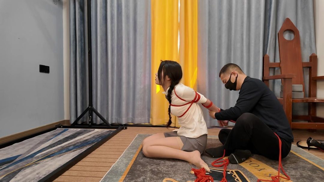 定拍小夏老虎凳 tk 驷马-8