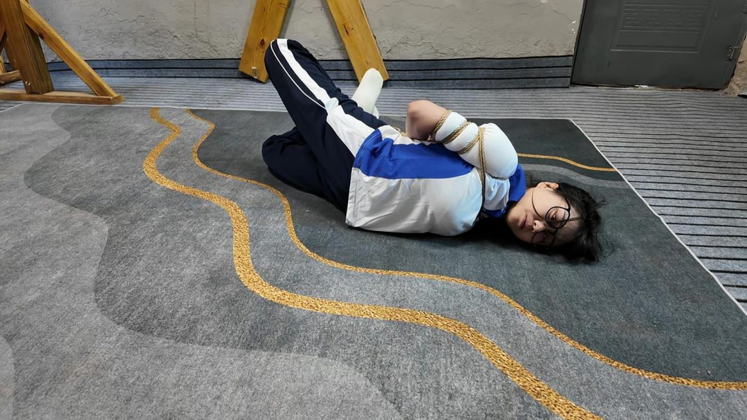 管教小遥-7