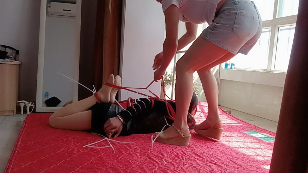 扎带严厉驷马捆绑鞭打 虐哭伪娘 直臂驷马 SP-4