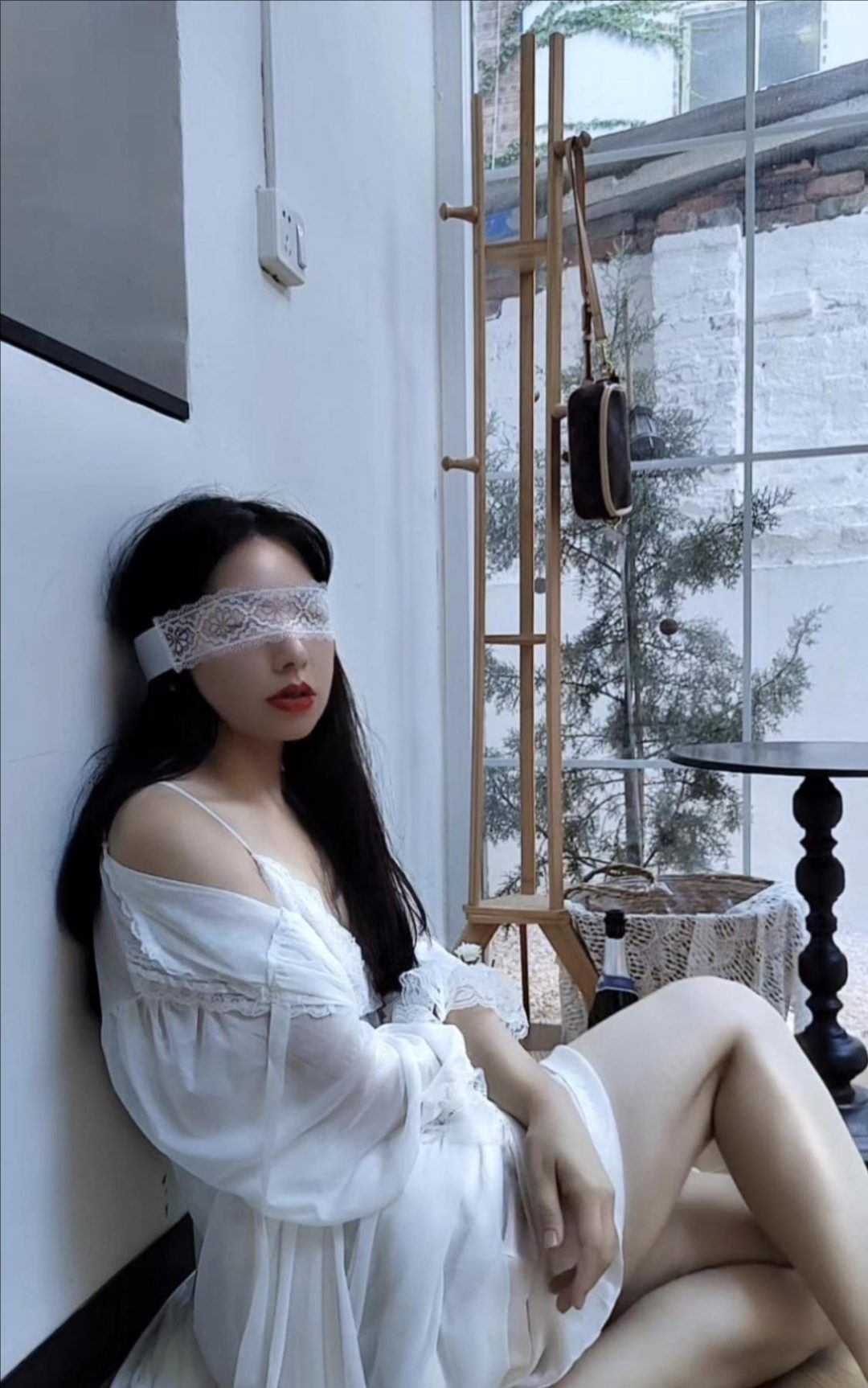 性感红唇喵酱:掐喉管+干呕+勒脖+抽屁股+仙女叫-2