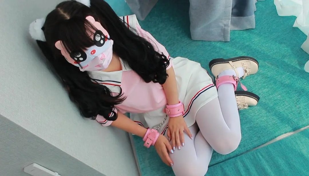 白丝双马尾调教日记开启啦，日式反绑 学生 水手服 驷马 俯卧 胸缚 手铐 高手缚 蟹缚 脚铐 脚镣 白丝 挠痒 皮鞭 眼罩 蒙眼 股绳 后手缚 打屁股-3
