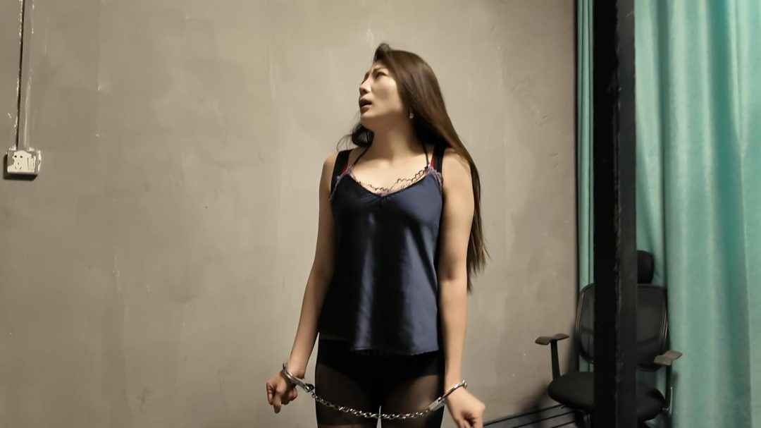 女经理车上被袭一-6