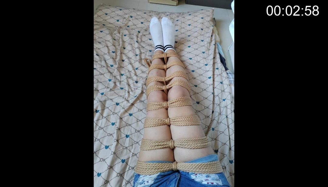 监控视角妹子自缚挣扎任务-4