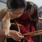 女绑女，新来的大长腿向我们展示了她的绳技