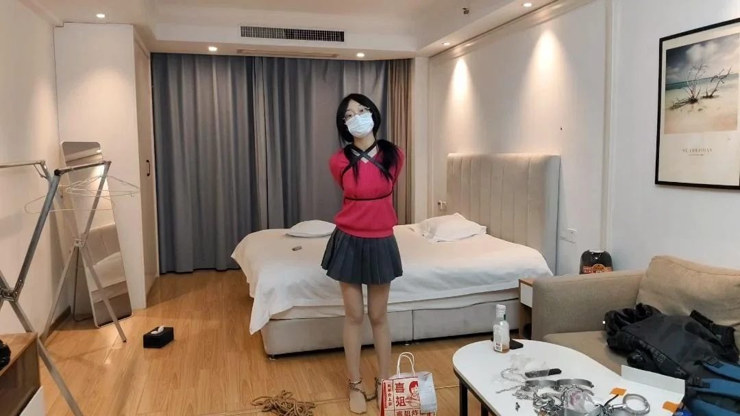 续集 女护士 体验 女囚 逃脱挑战-9