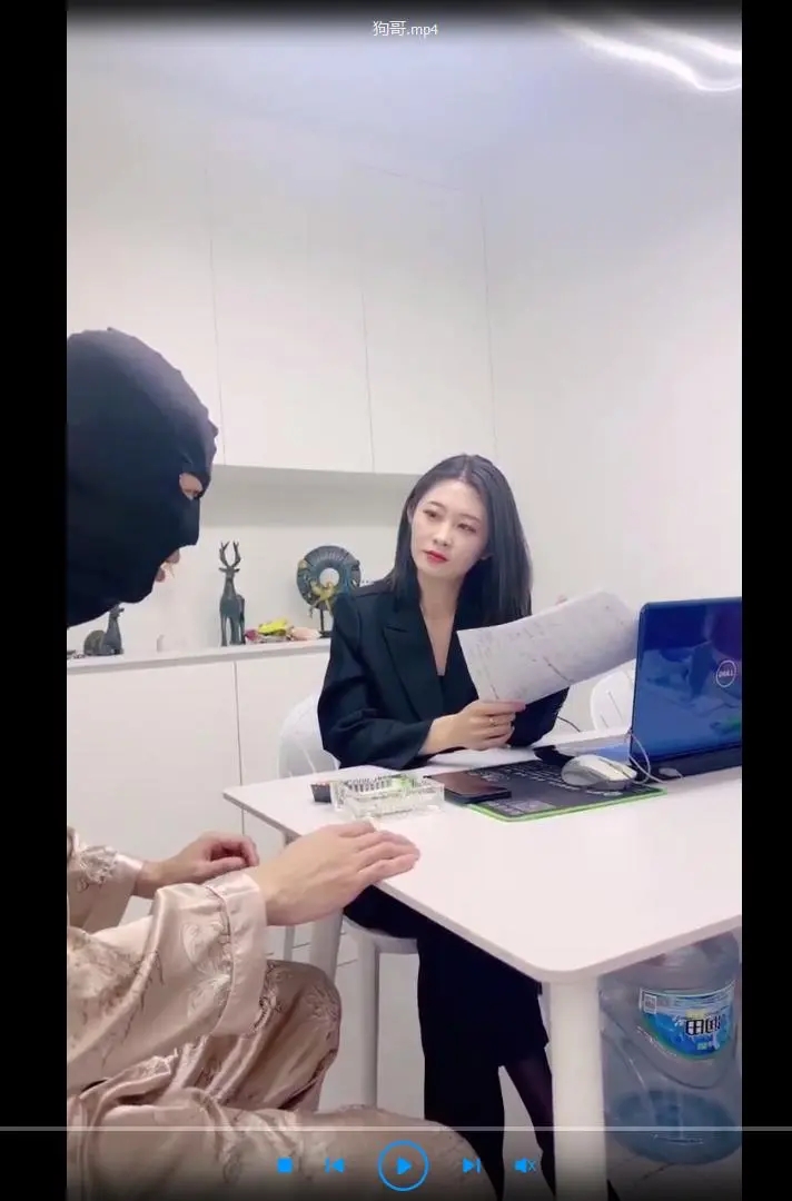 【狗哥和小艾】 剧情 女经理的调教-4