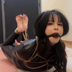 皮衣皮裤12公分超高豹纹细跟女王范也逃不过紧缚之大口球口水裸足挣扎着玩