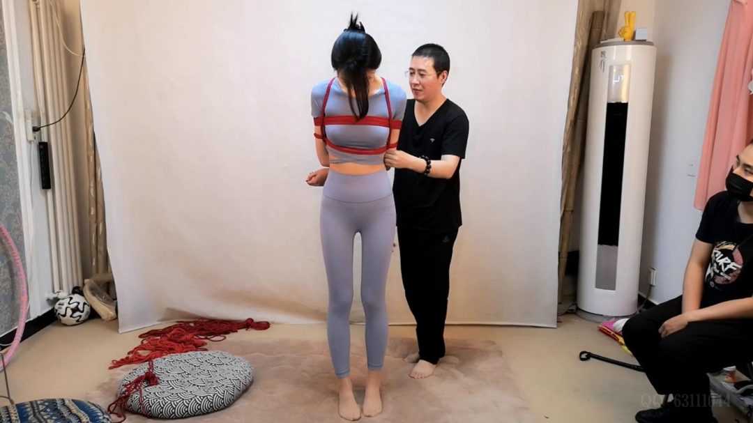 苏樱 瑜伽服训练 尝试吊绑-4