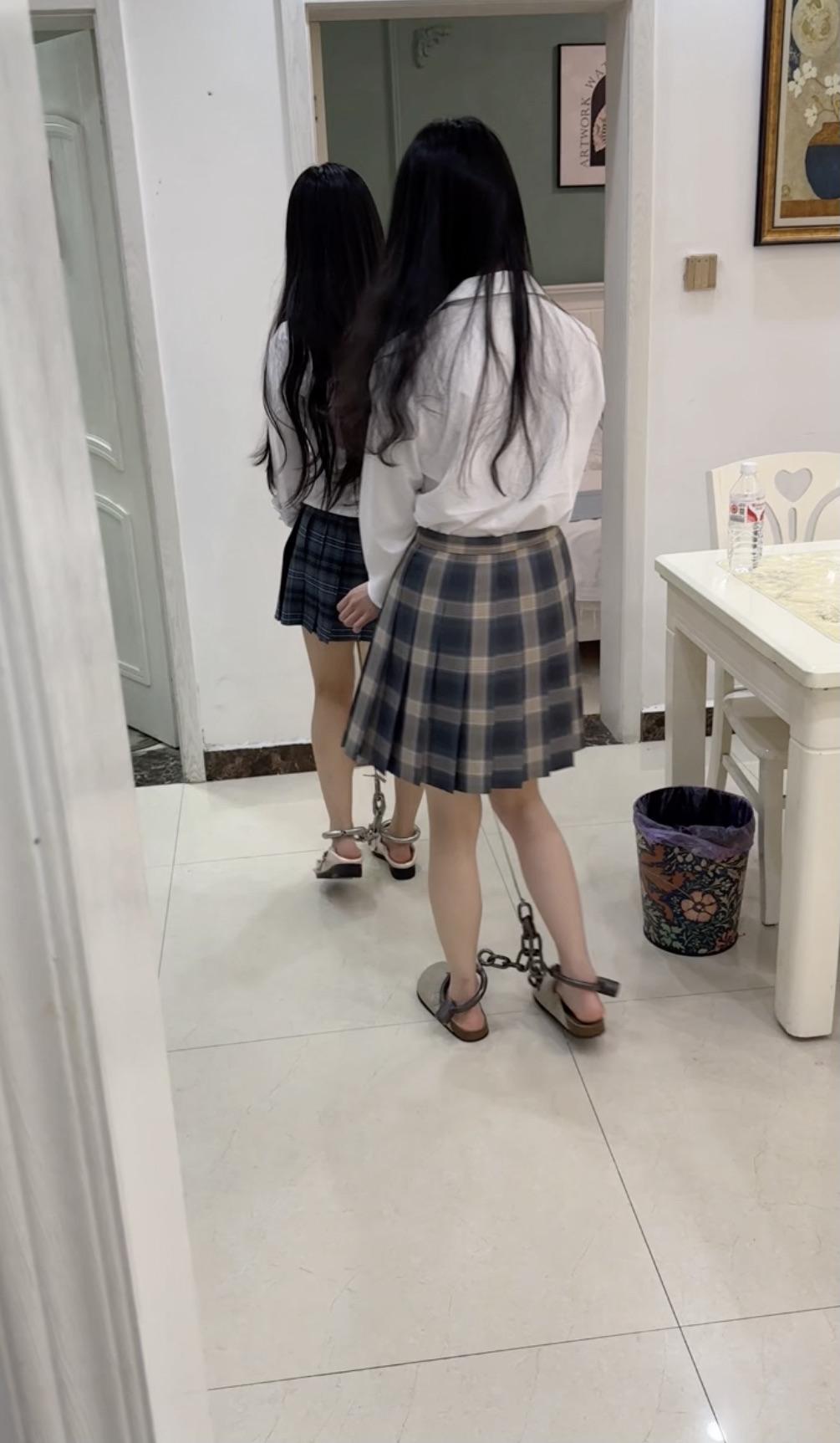 两个女孩的镣铐日常（上）-5