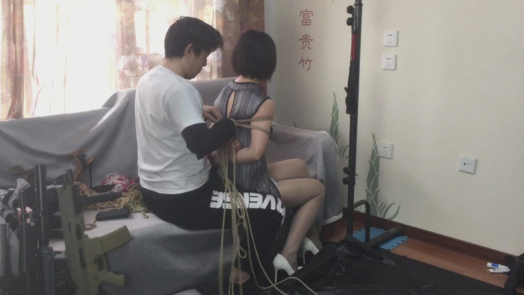 女M竹叶001 认识很多年的朋友第一次捆绑 开发...-3