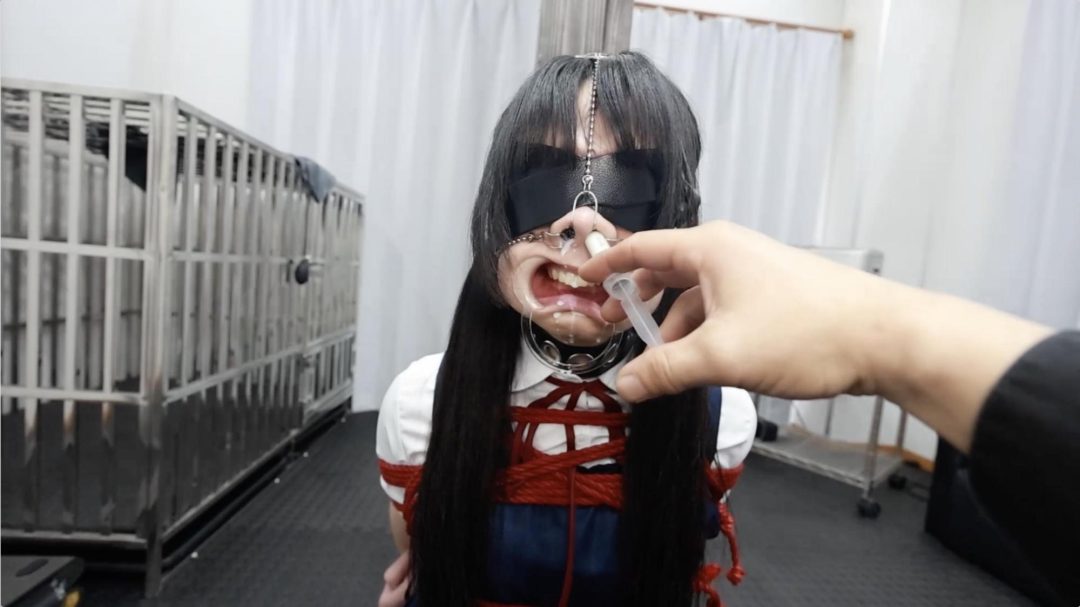 【制服拘束鼻責め調教】-3
