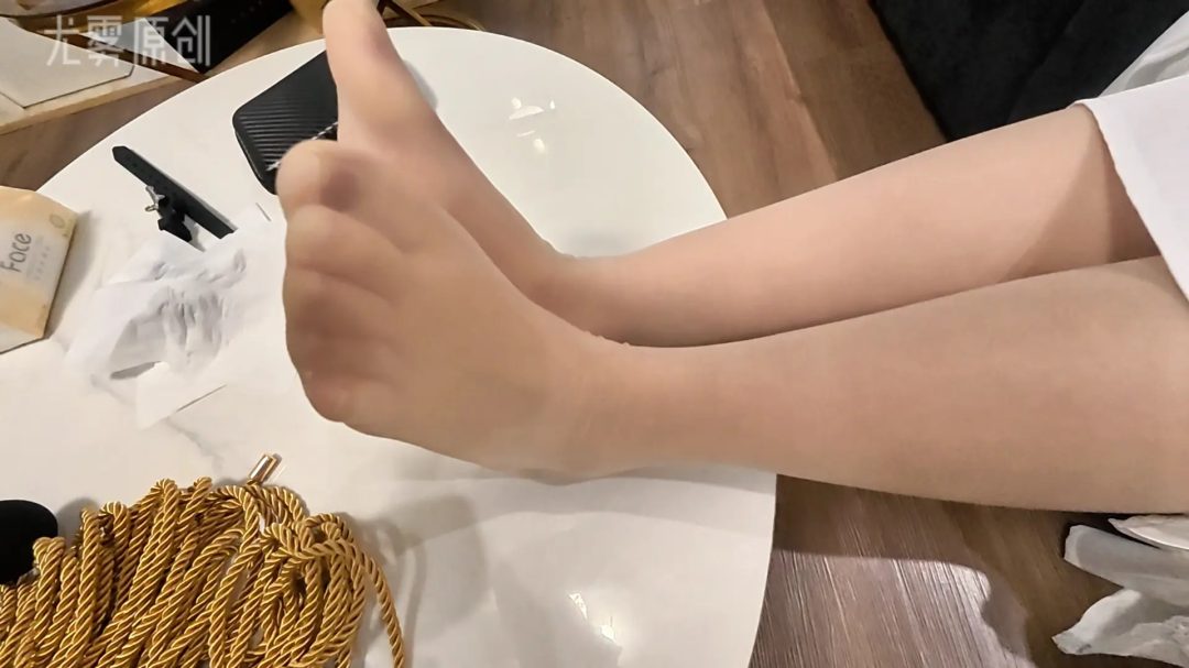睡衣肉丝乳夹+强制调教-3