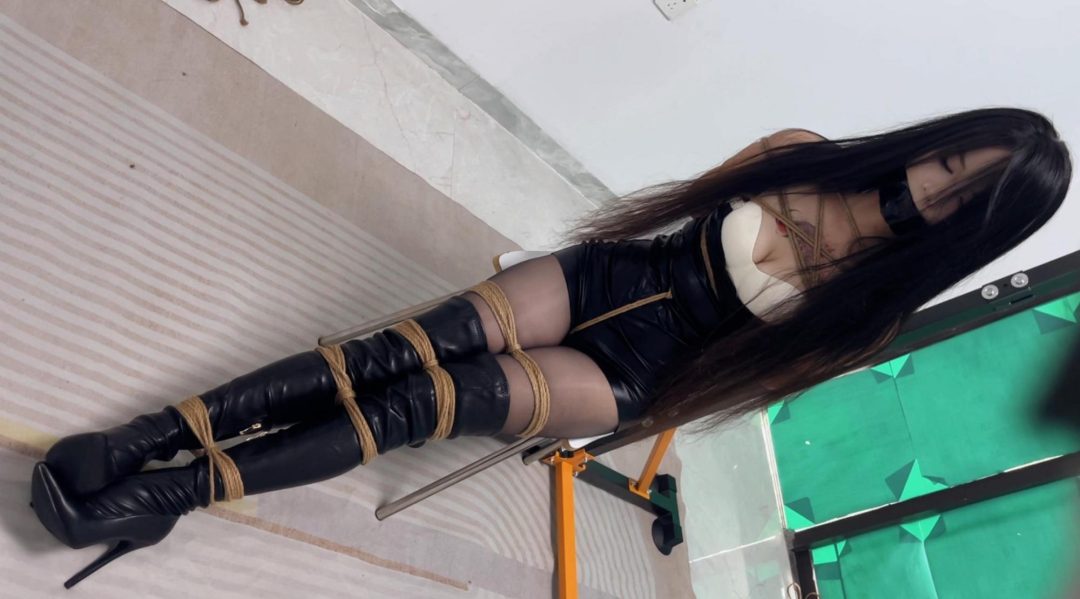 定拍之过膝长靴女王装全身束缚站立放置胶带封嘴挣扎-3