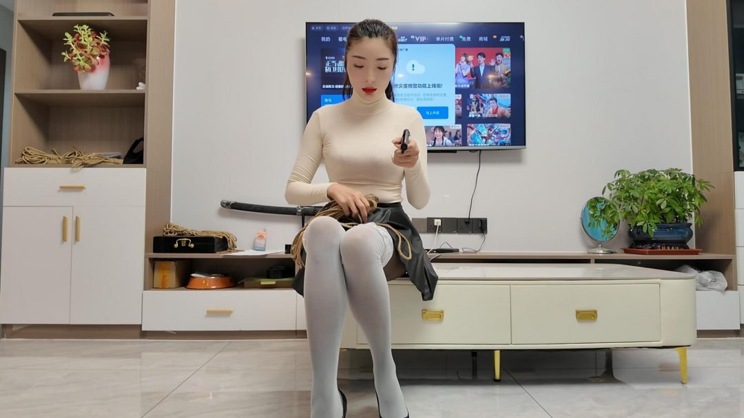 佳佳入室 上-1