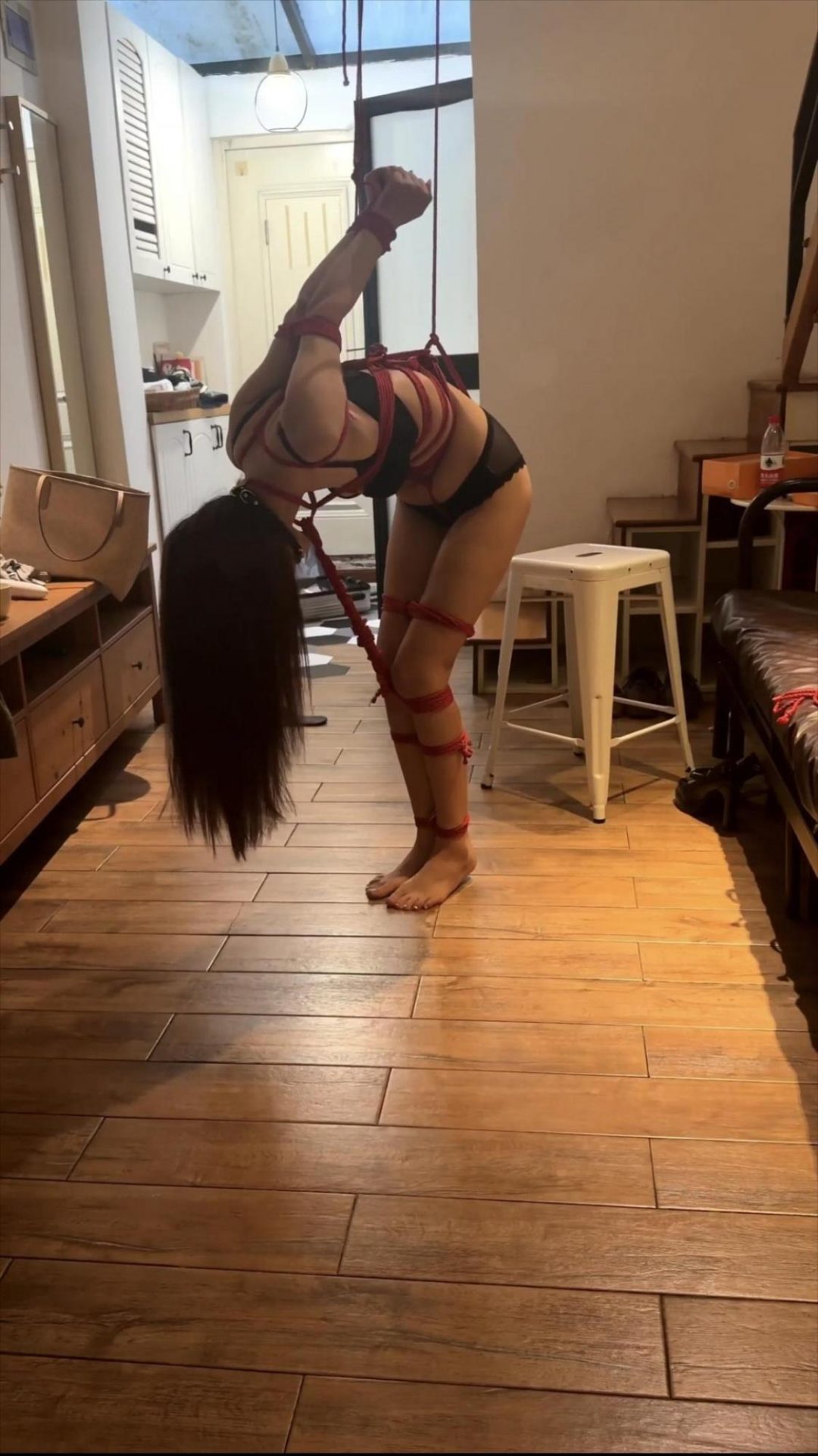 小骨头内衣直臂股绳垫脚吊-3
