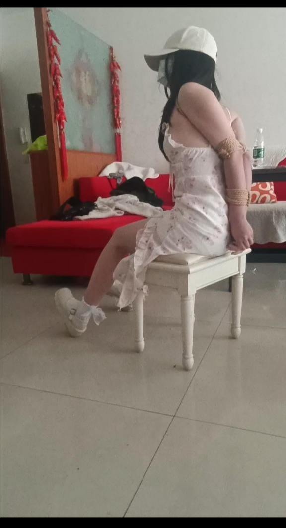 舞蹈生女孩捆绑初体验-2