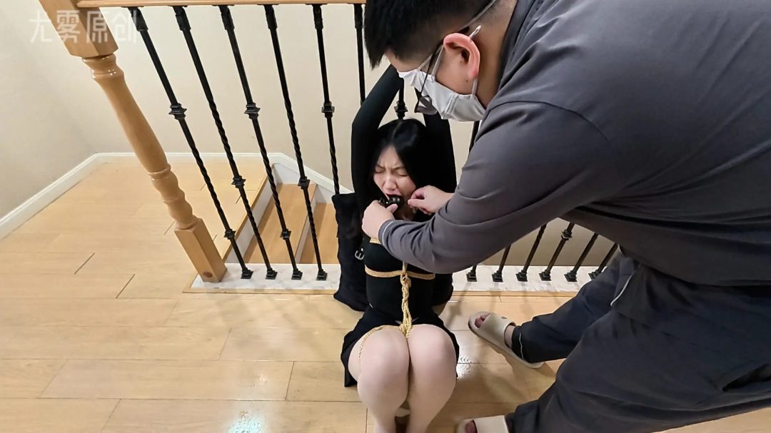 午后放置（上）紧缚 双手后吊围栏 驷马-5